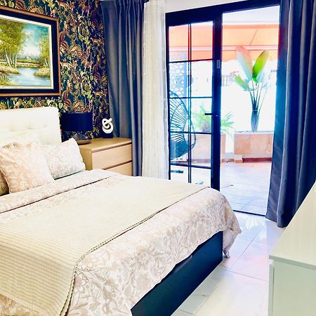 Apartment With Terrace And Pool, Los Cristianos Лос-Крістіанос Екстер'єр фото