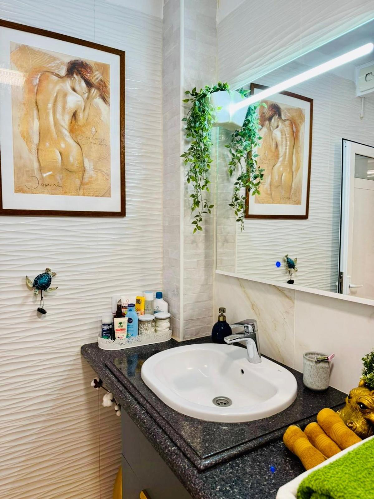 Apartment With Terrace And Pool, Los Cristianos Лос-Крістіанос Екстер'єр фото
