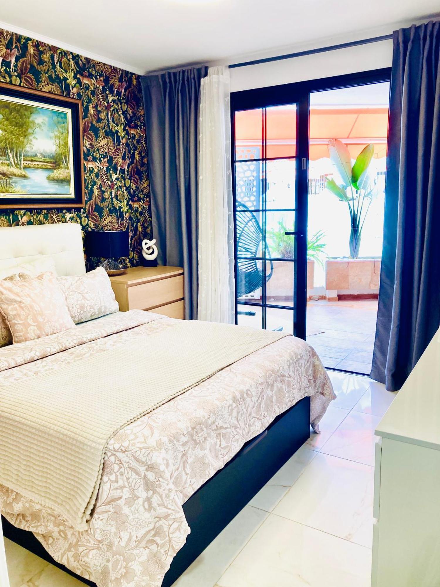 Apartment With Terrace And Pool, Los Cristianos Лос-Крістіанос Екстер'єр фото